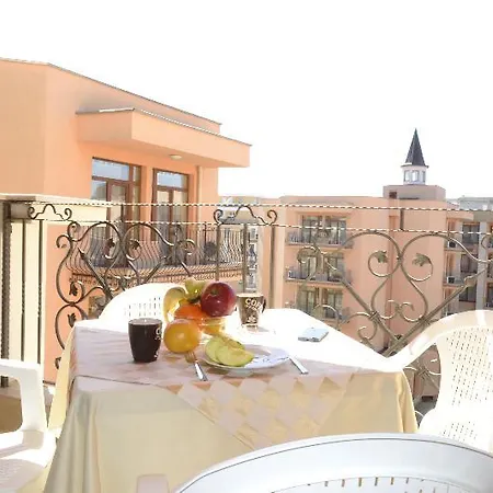 Palazzo * Napospart